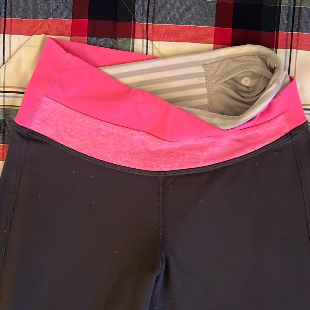 LULULEMON size 2 flare leggings
